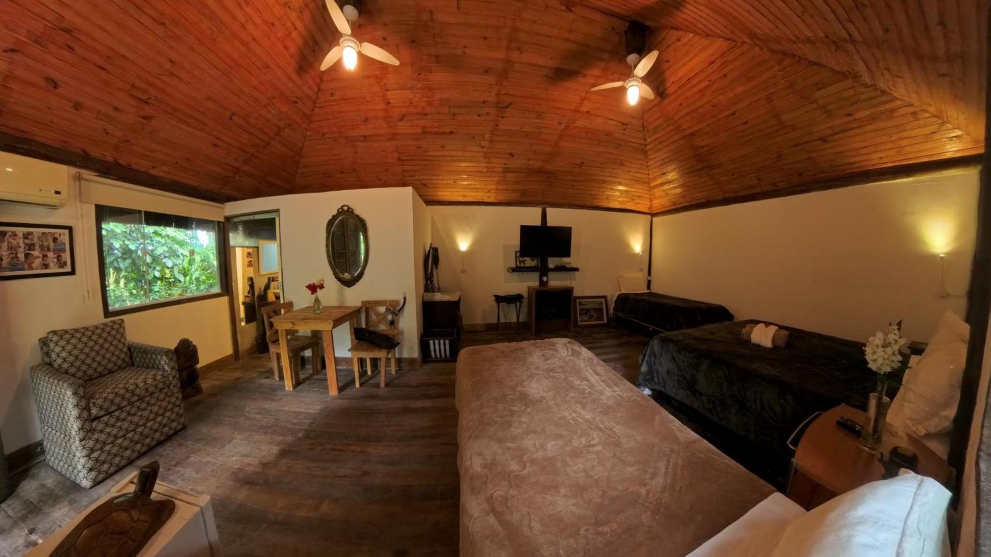 Joaoemaria Da Ilha Hotel Praia de Araçatiba Екстериор снимка